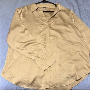 Women’s Cream Shirt